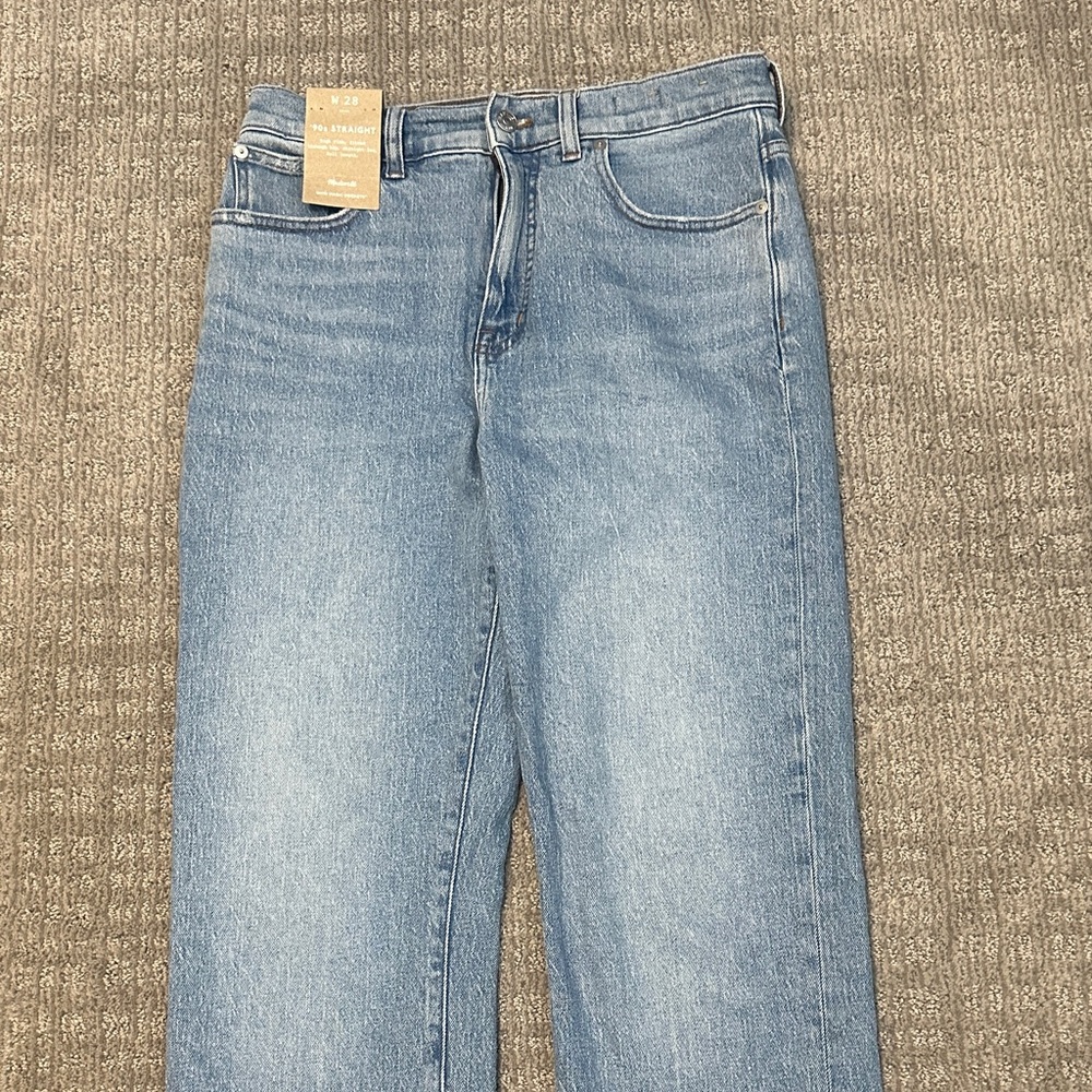 Madewell 90's straight leg Jean 28